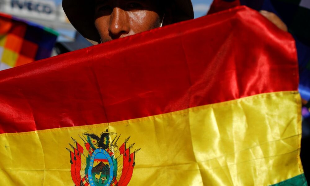 bolivia:-direita-lidera-pesquisas-para-presidencia-apos-19-anos