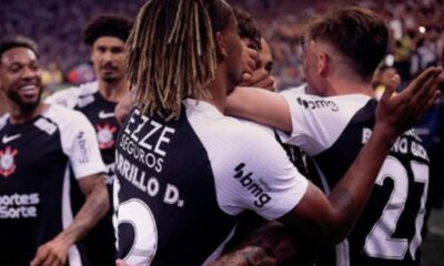corinthians-se-vale-de-nervosismo-do-palmeiras,-ganha-derbi-de-novo-e-avanca-na-copa-do-brasil