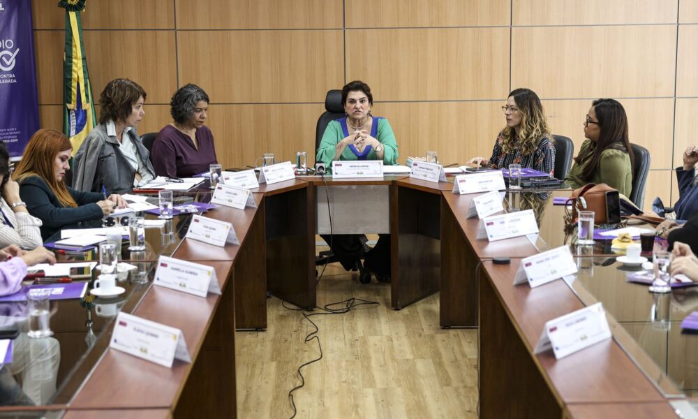 ligue-180-recebe-86-mil-denuncias-de-violencia-contra-mulher-ate-julho