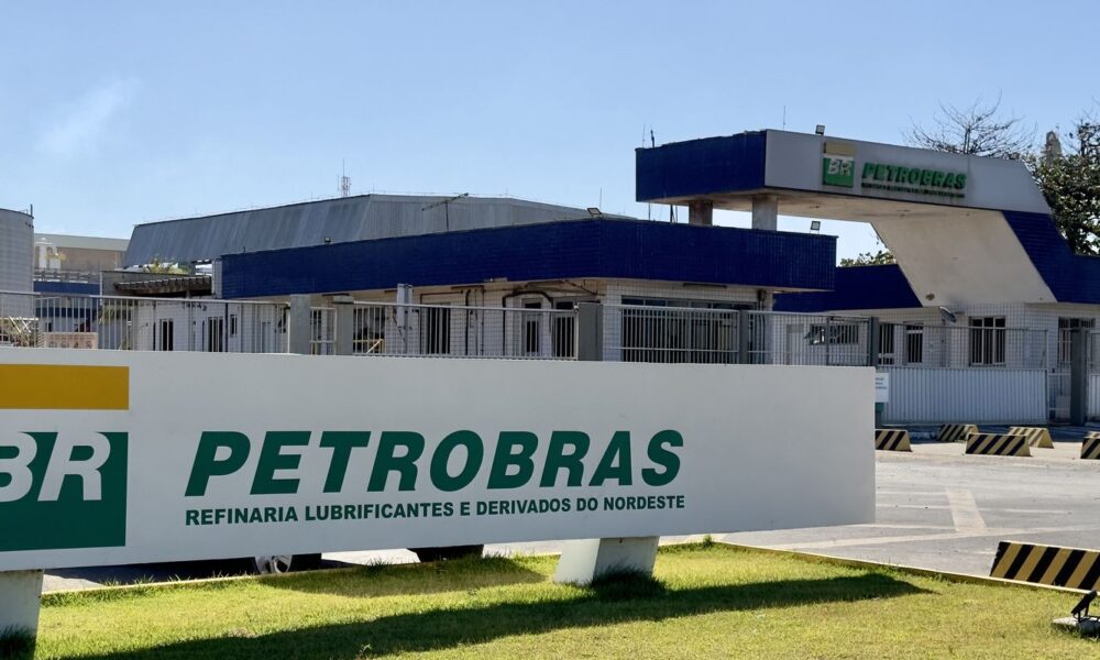 petrobras-tem-lucro-liquido-de-r$-26-bilhoes-no-segundo-trimestre