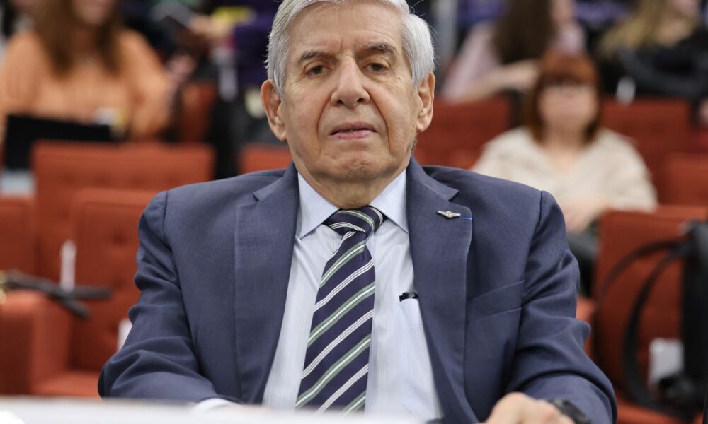 general-heleno-nega-participacao-na-trama-golpista-em-alegacoes-ao-stf