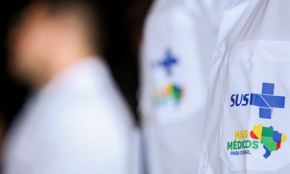 entenda-a-participacao-de-cubanos-no-programa-mais-medicos