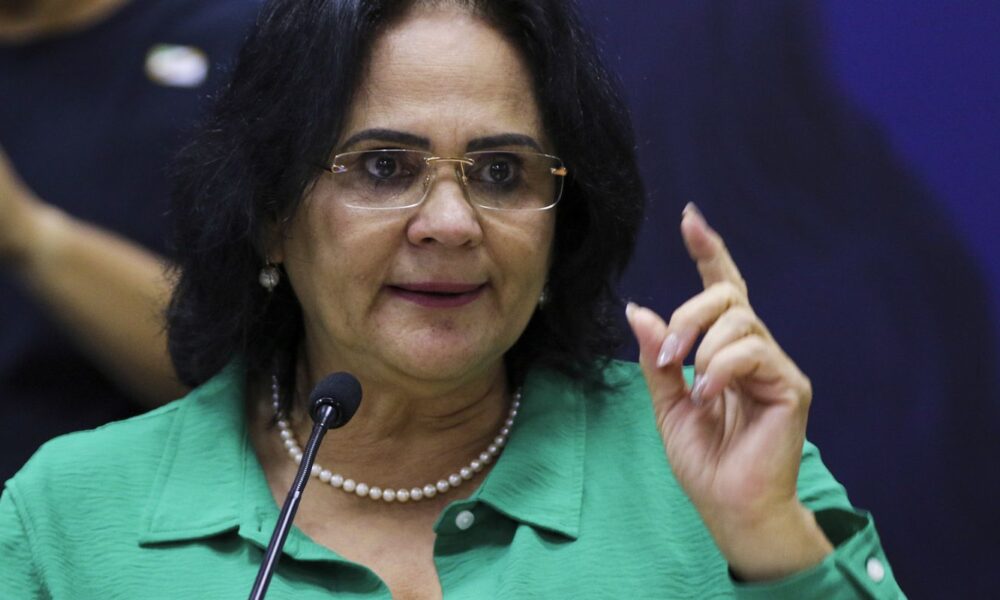 pf-e-cgu-apuram-irregularidades-em-antiga-pasta-de-damares-alves