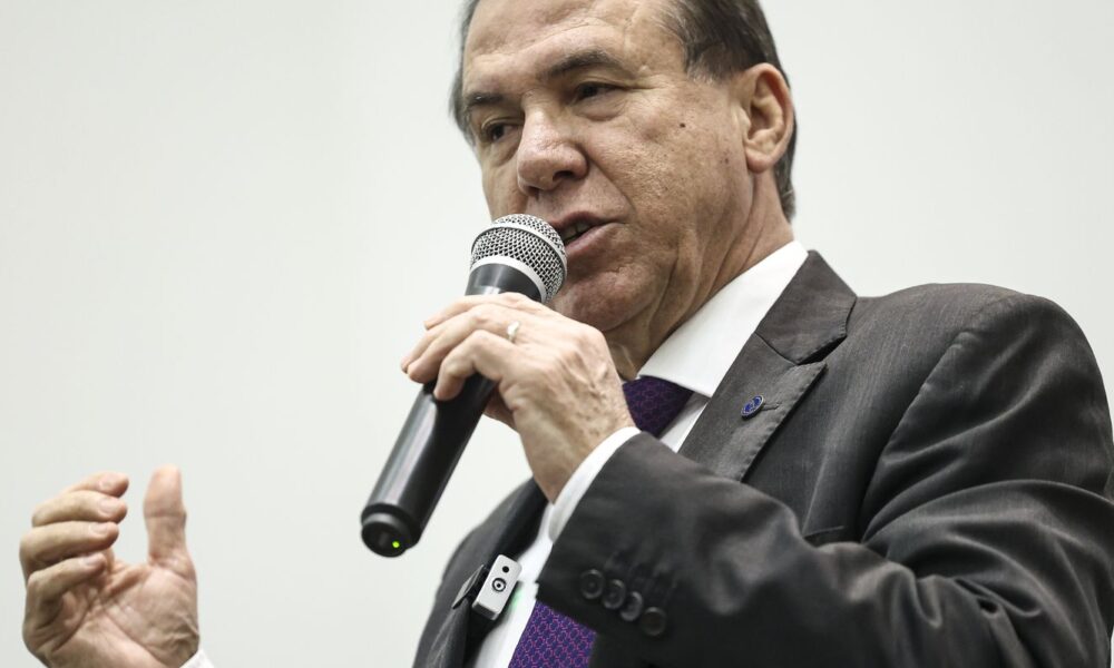 juro-alto-preocupa-mais-que-tarifaco,-diz-luiz-marinho