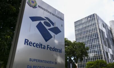 receita-voltara-a-exigir-declaracao-de-fintechs-apos-operacoes-da-pf