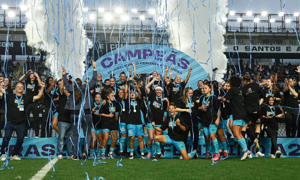 santos-busca-empate-com-botafogo-e-conquista-brasileirao-feminino-a2