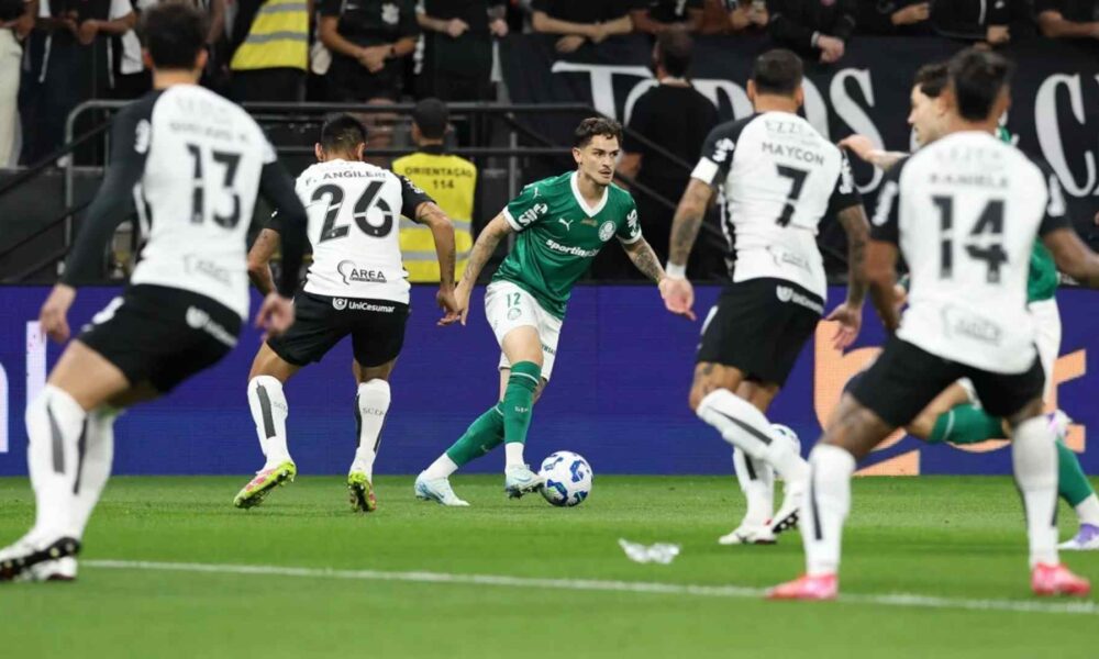 palmeiras-vacila-e-corinthians-deixa-torcida-querendo-mais-em-empate-no-ultimo-derbi-do-ano