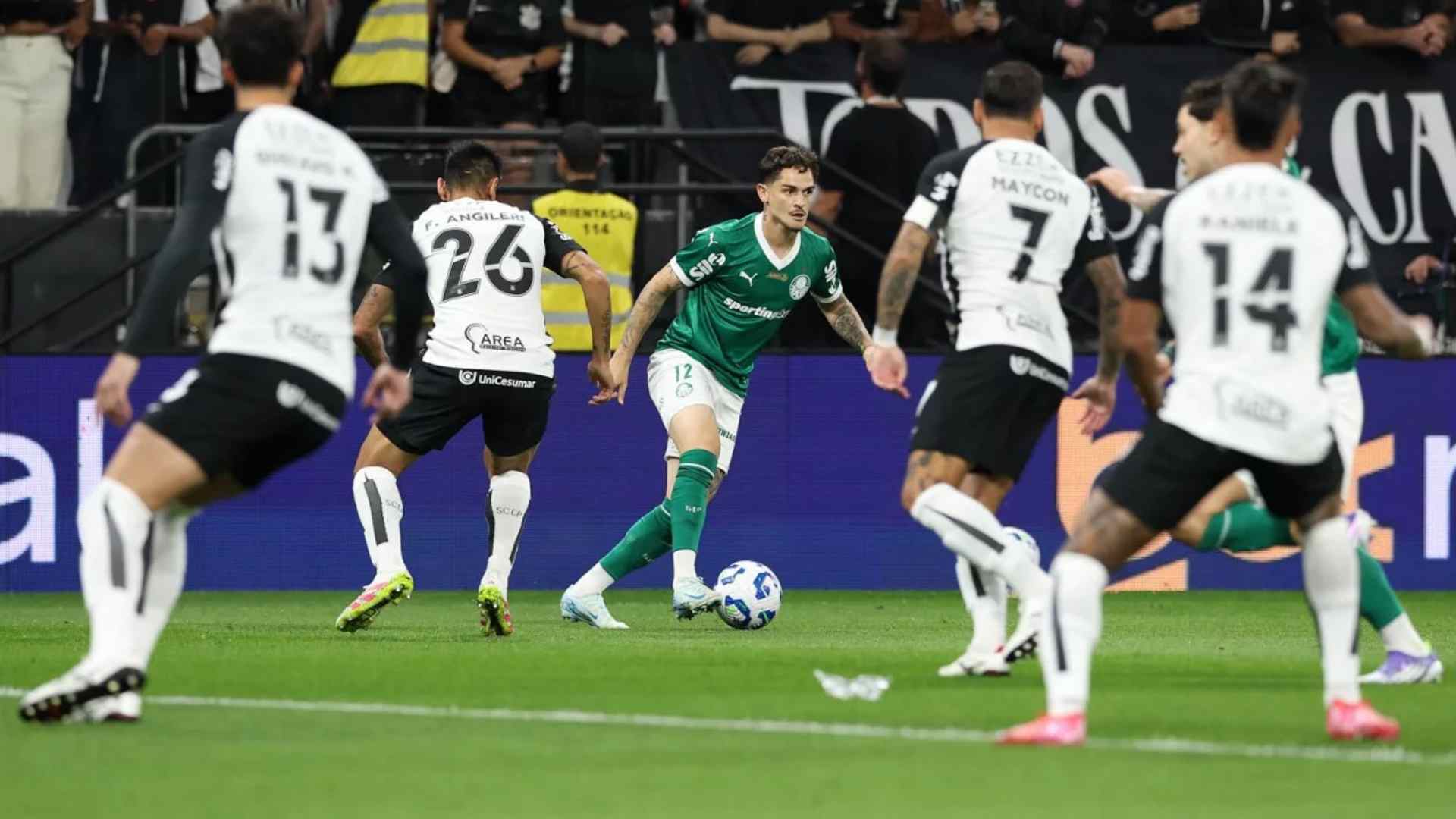 palmeiras-vacila-e-corinthians-deixa-torcida-querendo-mais-em-empate-no-ultimo-derbi-do-ano