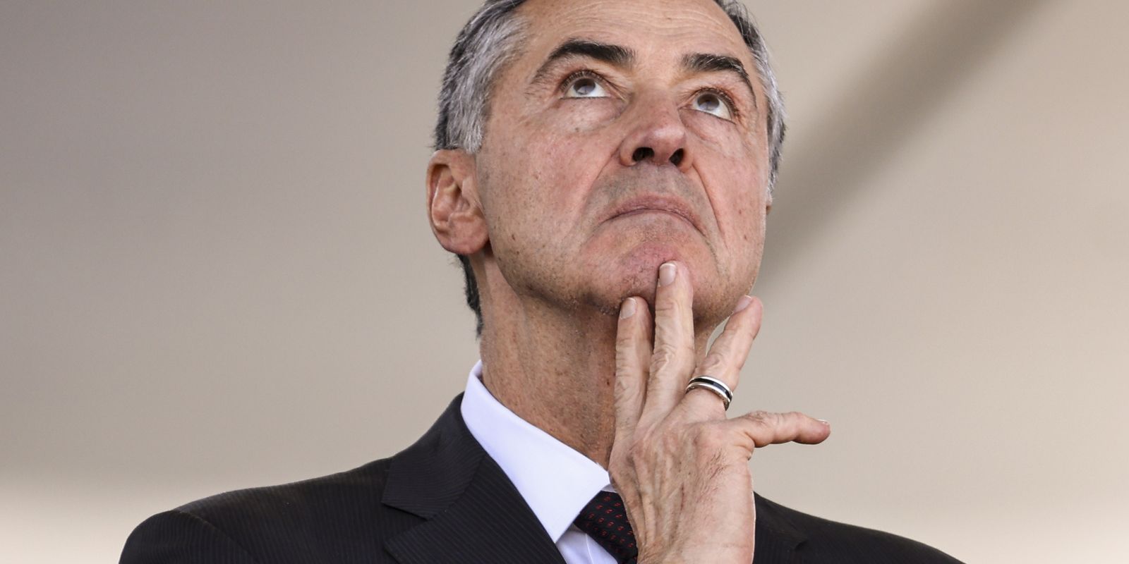 barroso-diz-que-julgamento-de-bolsonaro-ocorrera-com-serenidade