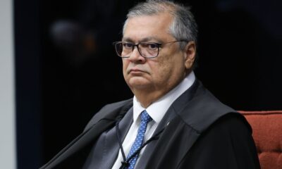 pf-indicia-mulher-que-tentou-agredir-flavio-dino-durante-voo