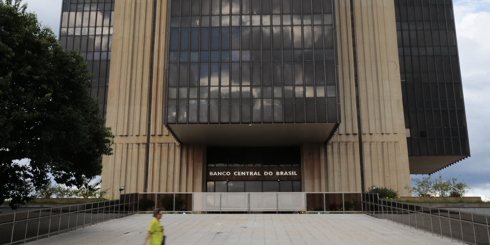 mercado-financeiro-projeta-pib-de-2,16%-em-2025
