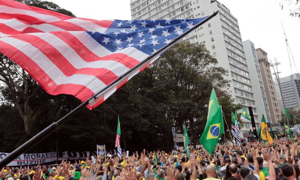 bandeira-dos-eua-e-“novo-simbolo-da-direita-brasileira”,-diz-nyt