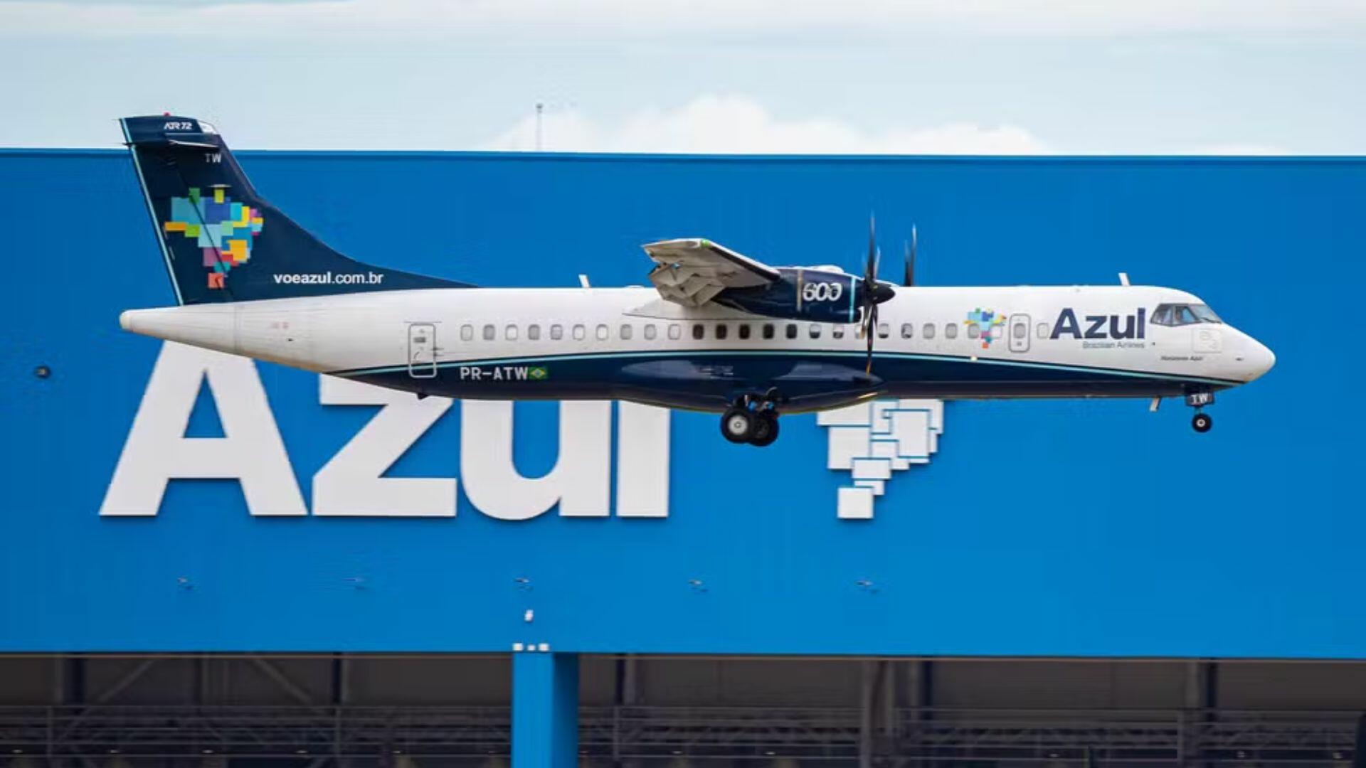 panico:-aviao-da-azul-e-esvaziado-as-pressas-em-brasilia-momentos-antes-da-decolagem