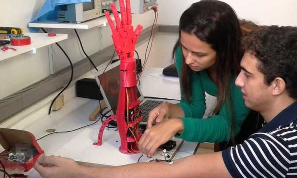 estudo-da-cni-aponta-16-profissoes-do-futuro-na-industria