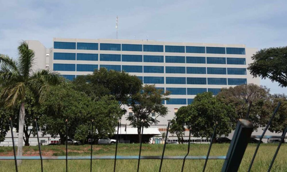 aberta-licitacao-para-reforma-de-poco-e-substituicao-de-elevadores-do-hrms