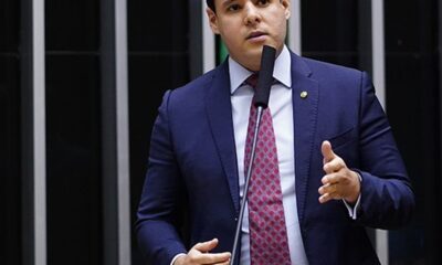moraes-autoriza-bolsonaro-a-receber-visita-de-relator-da-anistia