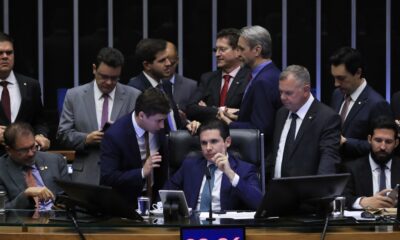 pec-da-blindagem-e-aprovada-por-deputados-e-vai-ao-senado 
