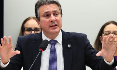 populacao-deve-cobrar-camara-sobre-pec-da-blindagem,-diz-ministro