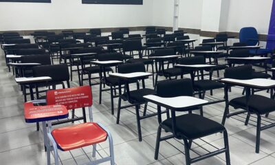 jubs:-com-cadeiras-vazias,-campanha-lembra-vitimas-de-feminicidio