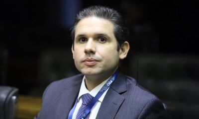 motta-diz-que-camara-votara-projetos-sobre-seguranca-e-gratuidade-de-bagagem-de-mao