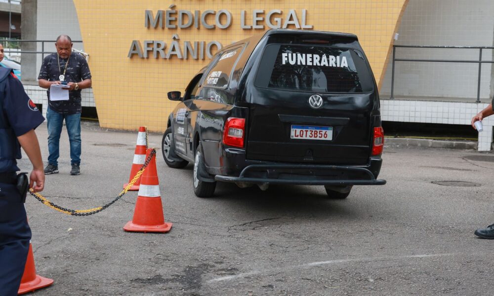 iml-ja-liberou-89-corpos-de-mortos-em-megaoperacao,-diz-governo-do-rj