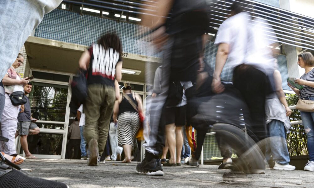 entenda-como-e-calculada-a-nota-das-provas-objetivas-do-enem-2025