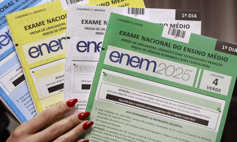 anulacao-de-3-questoes-do-enem-ocorre-por-“precaucao”,-diz-ministro