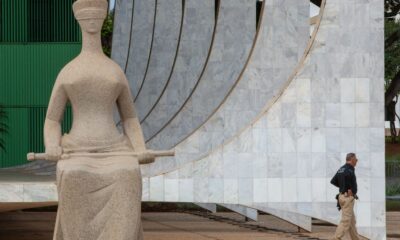 moraes-vota-para-condenar-cinco-pms-do-df-a-16-anos-de-prisao