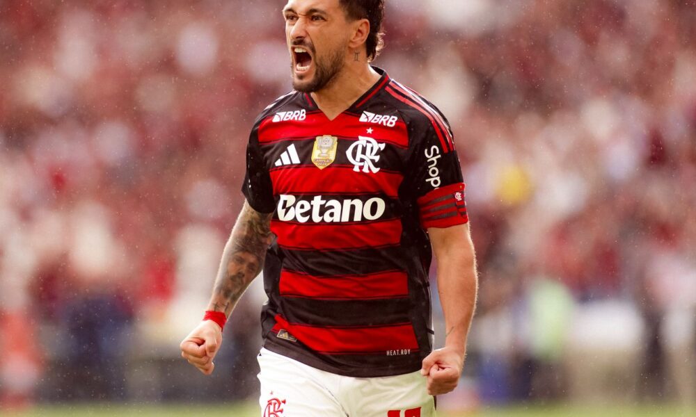 arrascaeta-e-escolhido-como-craque-do-premio-brasileirao-2025