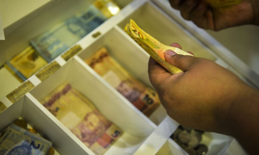 segunda-parcela-do-decimo-terceiro-deve-ser-depositada-ate-dia-19