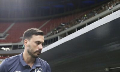 botafogo-anuncia-saida-do-tecnico-italiano-davide-ancelotti