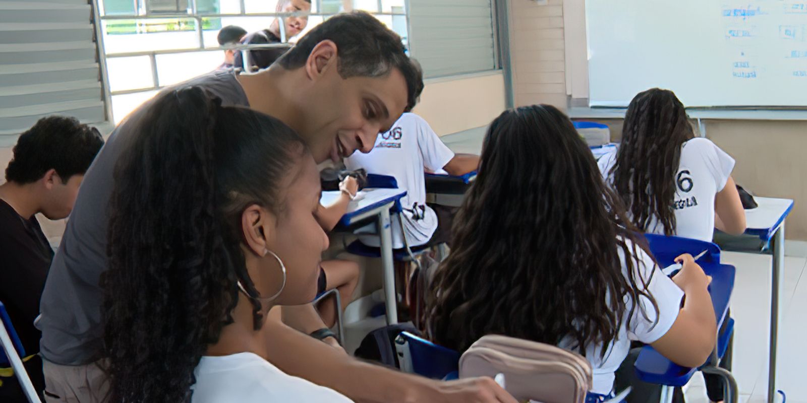 professores-podem-acumular cargo-publico,-decide-congresso