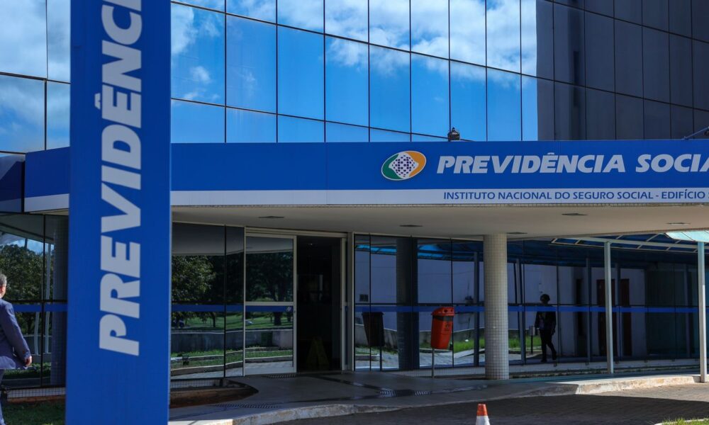 agu-cobra-na-justica-mais-r$-135-milhoes-ligados-a-desvios-no-inss