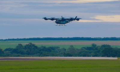 eve,-da-embraer,-faz-primeiro-voo-do-prototipo-de-“carro-voador”