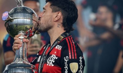 arrascaeta-e-finalista-no-tradicional-premio-rei-da-america