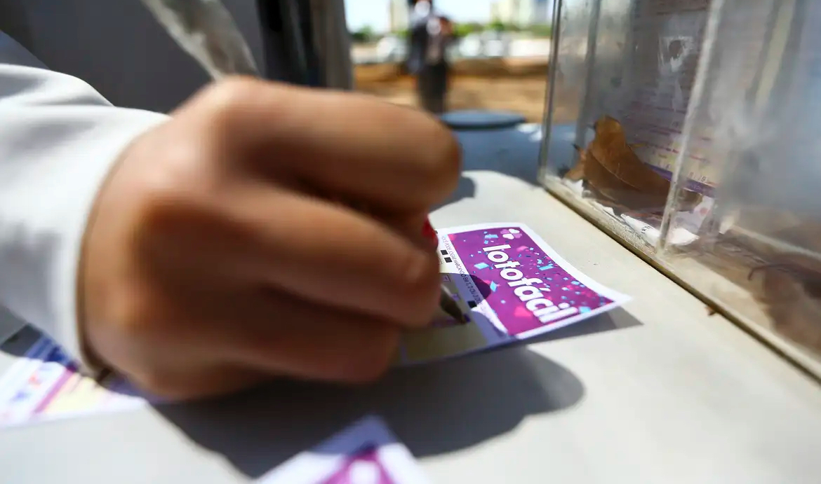 lotofacil-hoje,-concurso-3573:-confira-o-resultado-sorteado-neste-sabado-(27)