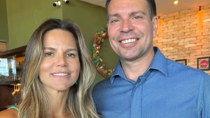 nos-eua,-mulher-de-ramagem-diz-que-vive-“tortura-psicologica”-para-justificar-licenca