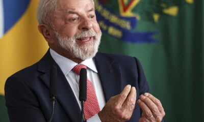 lula:-democracia-e-obra-em-construcao-e-deve-ser-zelada-e-defendida
