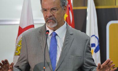 politicos-de-todas-tendencias-homenageiam-raul-jungmann