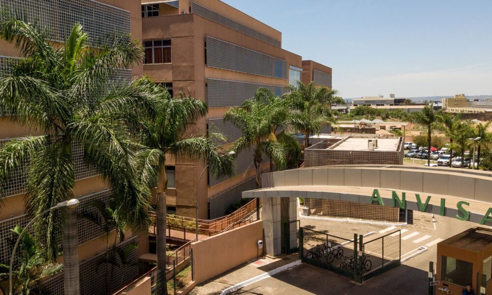 anvisa-suspende-suplementos-alimentares-de-duas-marcas;-confira