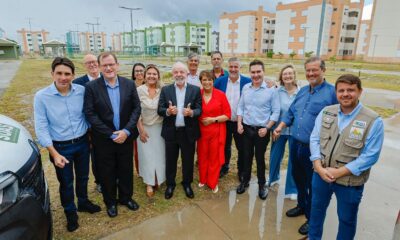 lula-entrega-1.276-unidades-do-minha-casa,-minha-vida-no-rs