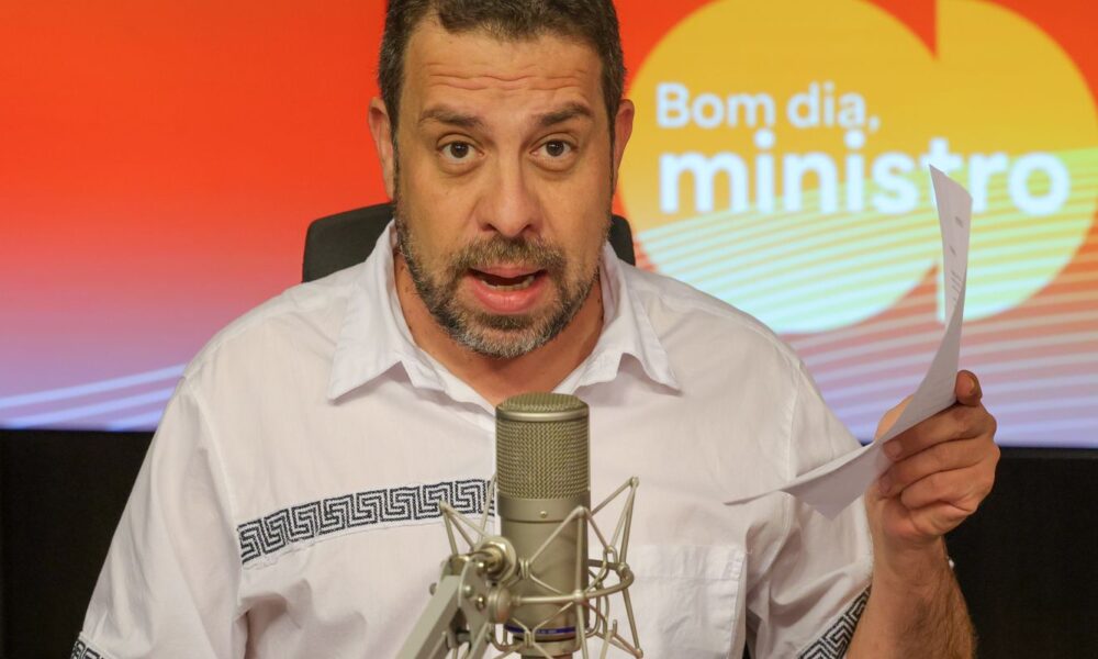 fim-da-escala-6×1-deve-aumentar-produtividade,-diz-boulos