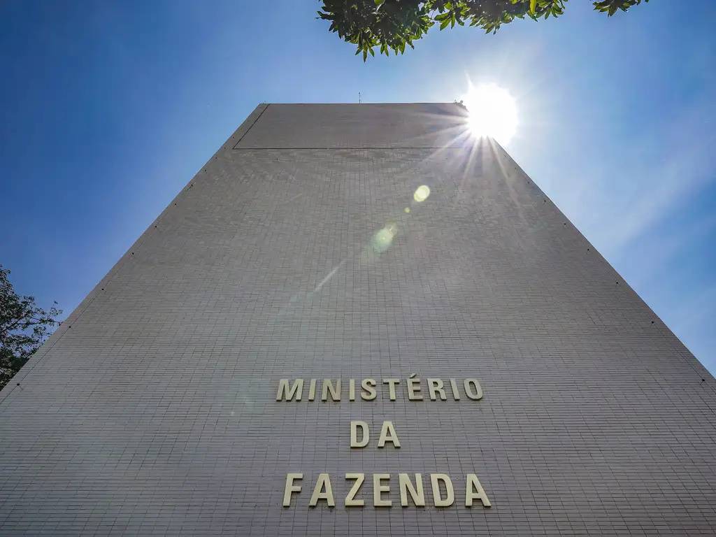divida-publica-bruta-do-brasil-fica-em-78,7%-do-pib-em-dezembro,-abaixo-do-esperado