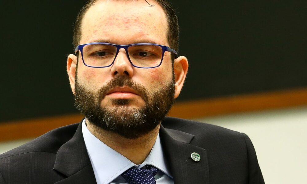 relator-no-tse-vota-contra-cassacao-do-senador-jorge-seif