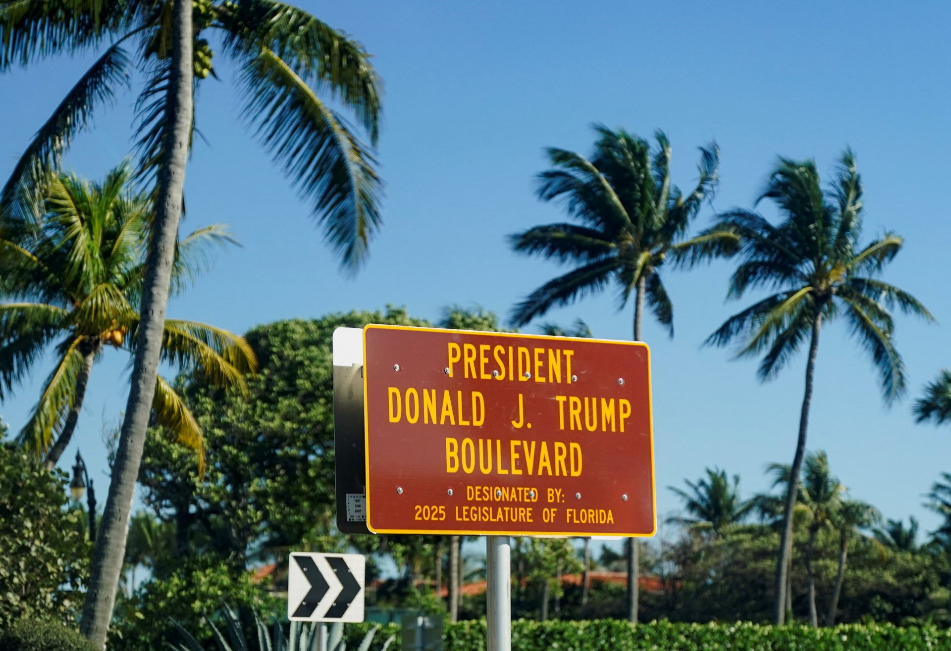 agentes-matam-homem-armado-que-tentou-entrar-no-resort-de-trump-na-florida