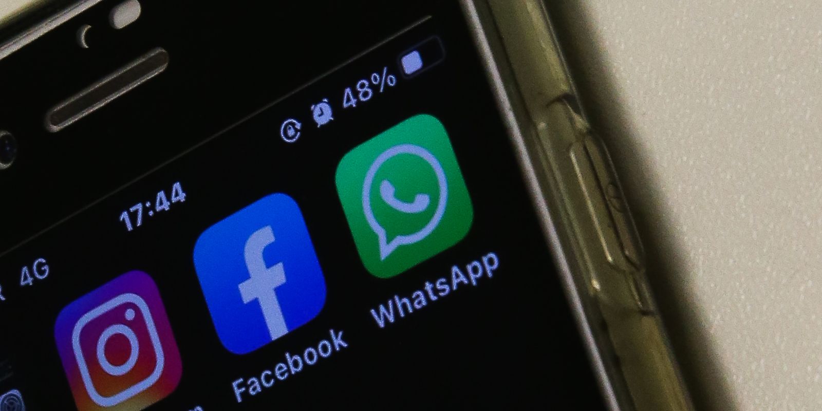 cpi-questiona-meta-sobre-lucros-da-bigtech-com-o-crime-na-internet
