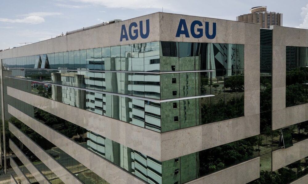 agu-defende-que-somente-medicos-podem-realizar-abortos-legais