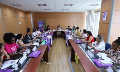 movimento-feminista-protesta-contra-escala-6×1-e-violencia-global