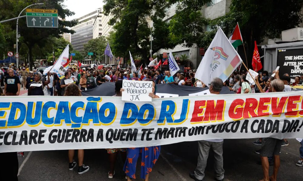 professores-estaduais-e-municipais-do-rio-fazem-paralisacao-de-24h