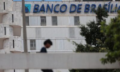 “estamos-todos-pagando-a-conta”,-diz-bancario-sobre-o-caso-brb/master
